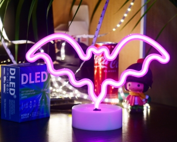   Настольный неоновый светильник "Летучая мышь" розовый DLED